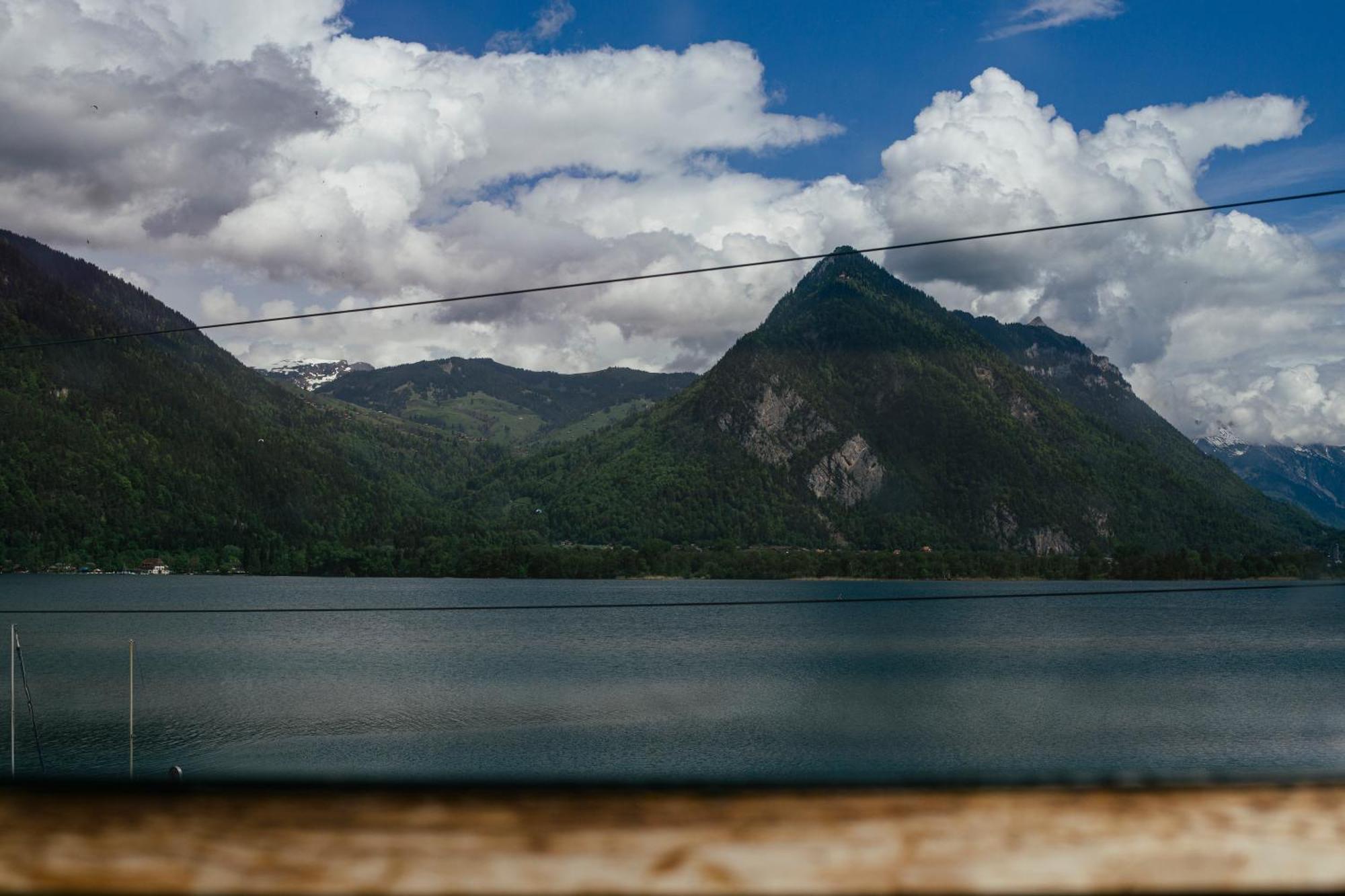 Au Bord Du Lac Därligen Buitenkant foto