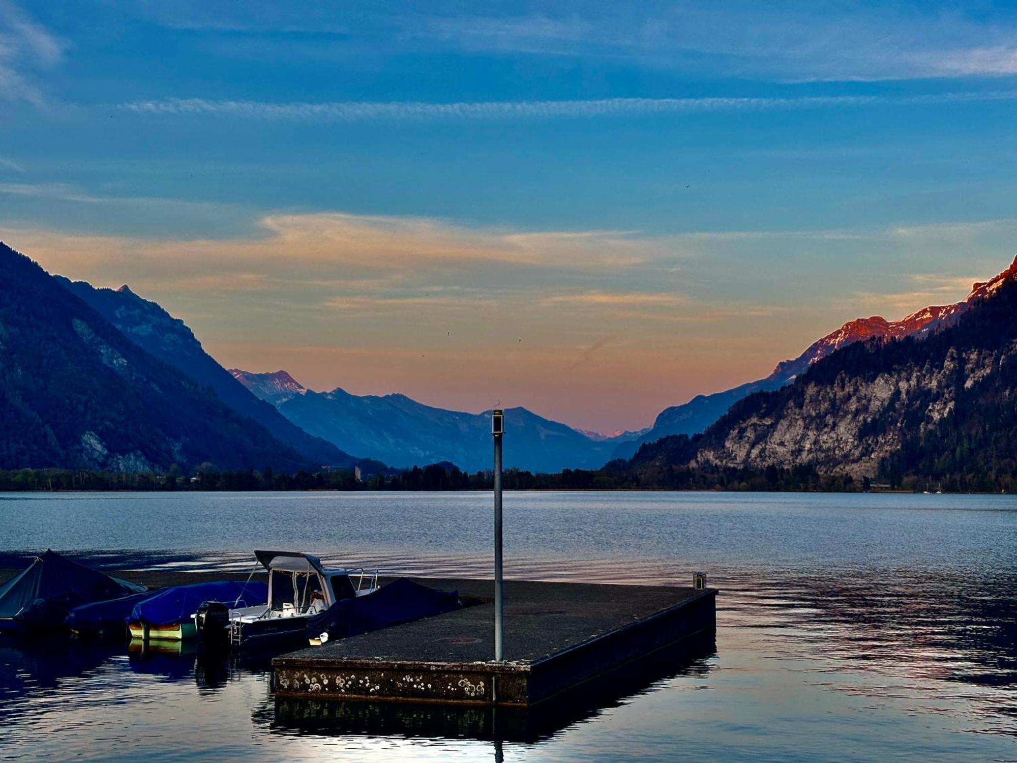 Au Bord Du Lac Därligen Buitenkant foto